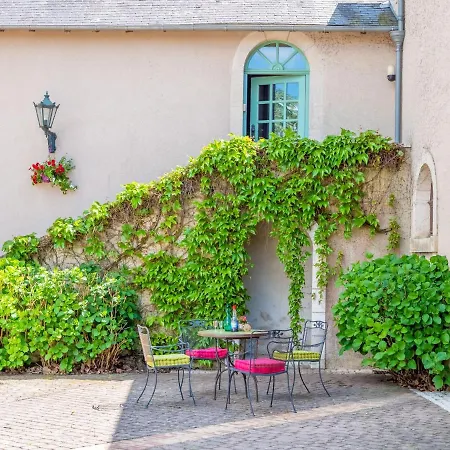 Appartamento Du Château Classé Du Tourisme 2 étoiles Bouresse