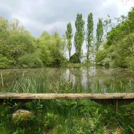 Du Chateau L'hubertiere Lägenhet *