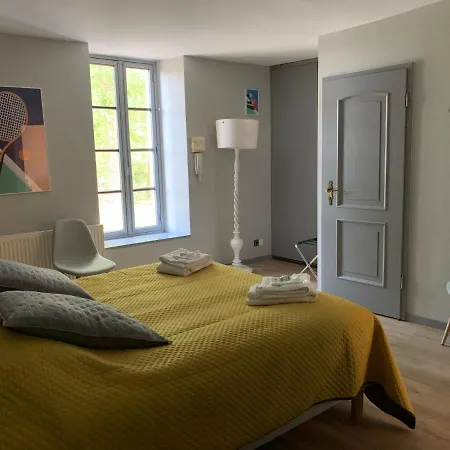 Du Château Classé Du Tourisme 2 étoiles Appartamento *