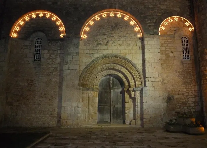 Du Chateau L'hubertiere *